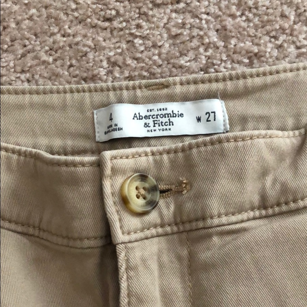 Abercrombie khaki shorts